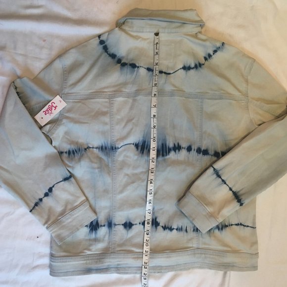 Justice Girl's Youth Size 18/20 Tie Dye Blue Denim Jacket Boho New with Tags - Picture 15 of 16